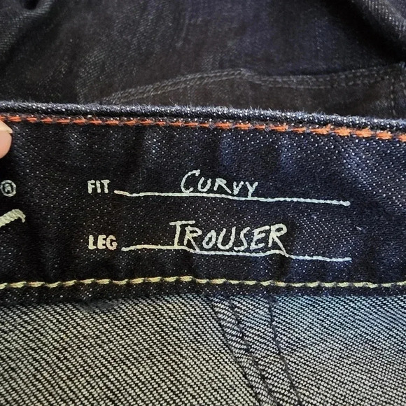 Eddie Bauer women's curvy denim trouser in dark wash size 10 - Picture 9 of 11